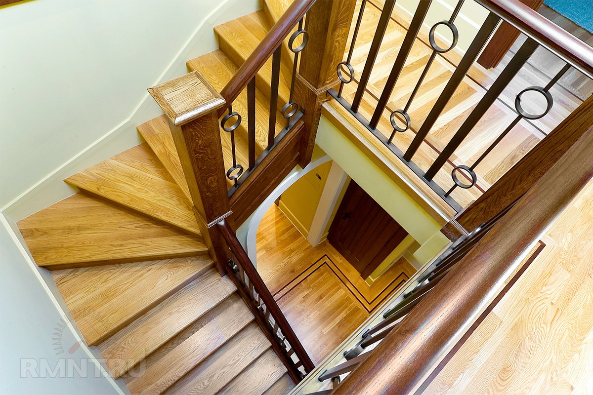 Чертежи и размеры лестницы с поворотными ступенями